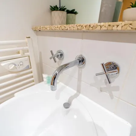 Apartamento Superb 1 Bedroom Serviced In Centre