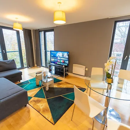 Apartamento Superb 1 Bedroom Serviced In Centre