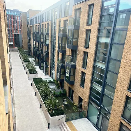 Apartamento Superb 1 Bedroom Serviced In Centre *